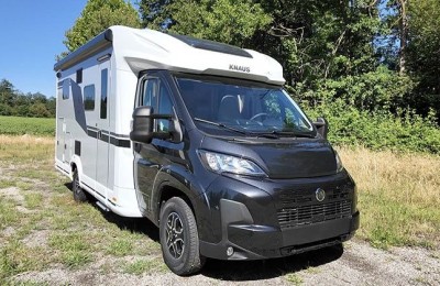 Knaus L!ve Wave 650 MEG Black Selection