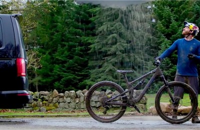 Danny MacAskill controlla il clima e dà spettacolo 