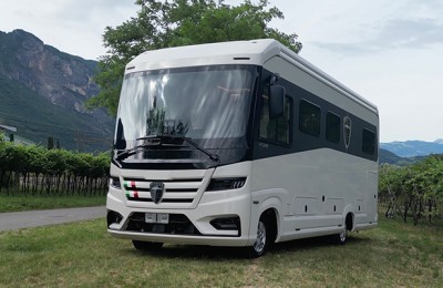 Morelo Home 78L: the luxury of the big liners in under eight metres