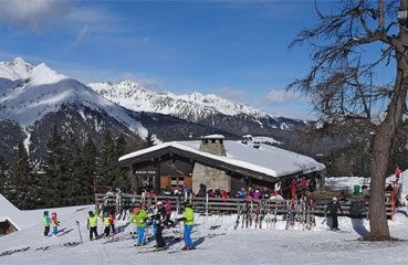 Vacanze sulla neve: in camper nei campeggi invernali