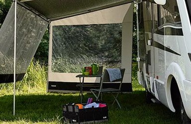 Thule, con Smart Panels il tendalino prende vita