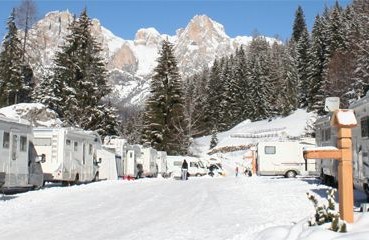 Un inverno al massimo al Camping Vidor in Val di Fassa