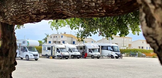 Il Carrubo area sosta camper - Marina di Ragusa (RG) 