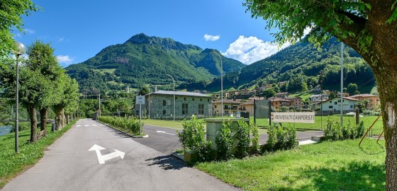 Area Sosta Camper Orobie - Ardesio  (BG)