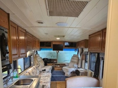 Winnebago brave wcf28rc 