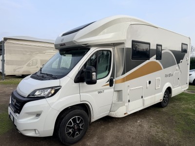 Riviera 98xt