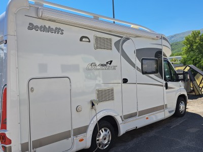 DETHLEFF GLOBE 4 5881