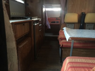 B644