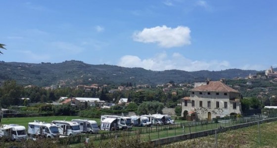 Agricampeggio Al Roseto - Diano Castello (IM)