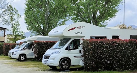 Area sosta camper e caravan Il Serchio - Lucca (LU)