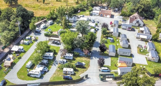 Camping Paris MBS Les Chesnets - Verneuil-Sur-Seine (Parigi)