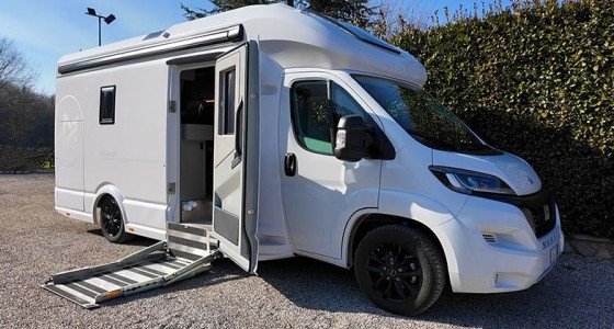 Video CamperOnTest: Atlantis Deluxe695 Mobility+