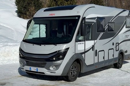 Video CamperOnTest Special: Arca America New Deal 740 GLC