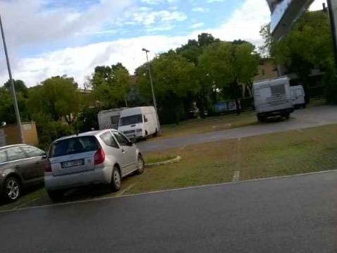 Parcheggio auto e Camper