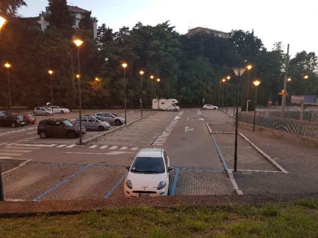 Camper stop a Frascati