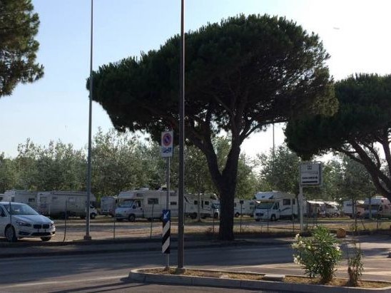 Parcheggio e sosta camper  