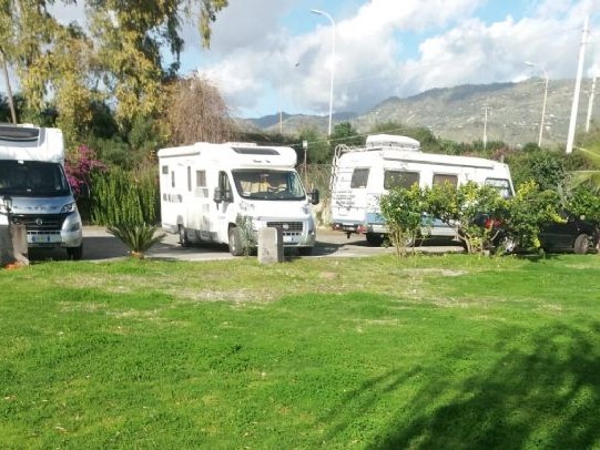 Area Sosta Camper Piergiovanni