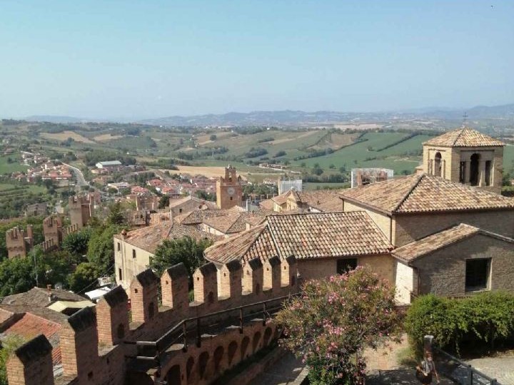Parcheggio dei Cipressi