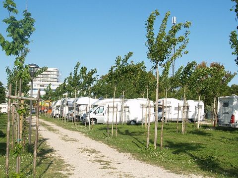 Area Sosta Camper Valentina