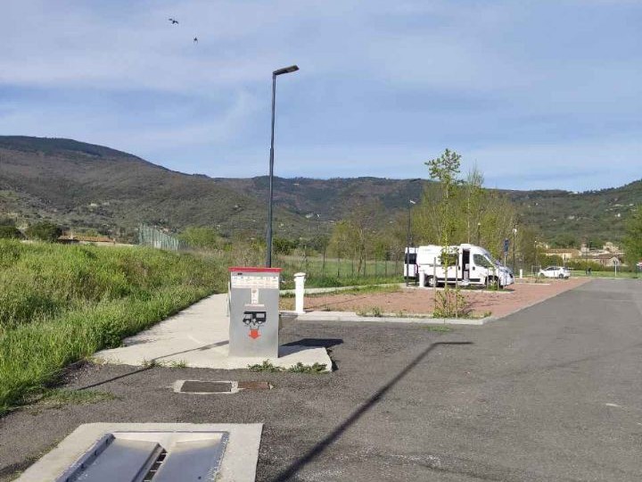 Area sosta camper attrezzata