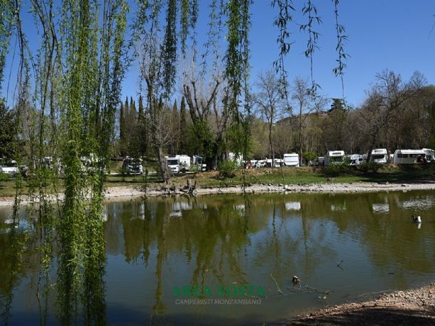 Area sosta camperisti Monzambano