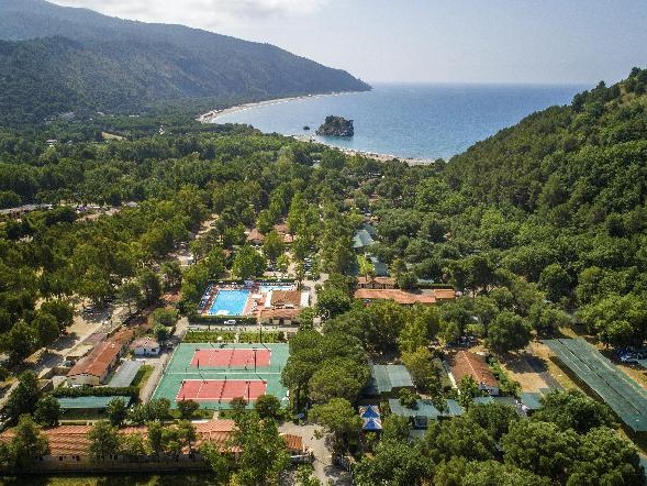 Villaggio Camping Arco Naturale Club