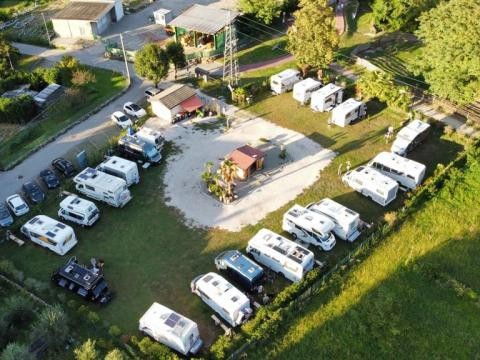 Parcheggio delle Camelie