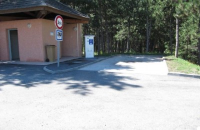 Area di sosta a Saint-Étienne-le-Laus